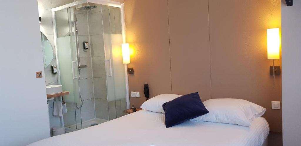 L'Hotel Bristol Caen Habitación foto